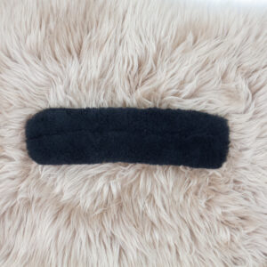 Felix B&uuml;hler Genick/ Nasenschoner Lammfell schwarz