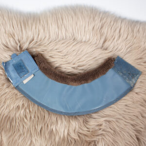 Eskadron Platinum Hufglocken Softslate Fauxfur vintageblue XL