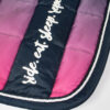 Eskadron Schabracke Big Square Glossy pinkholic/navy DR – Bild 3