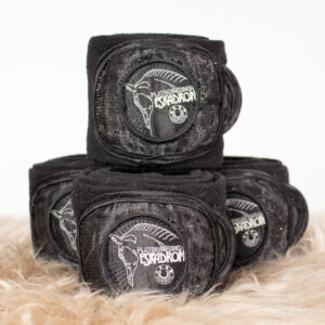 Eskadron Platinum Bandagen Crystal black Pony