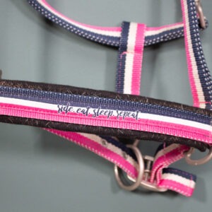 Eskadron Halfter Dornschnalle pinkholic/white/essential grey COB