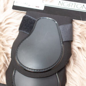 Norton Streichkappen schwarz Pony