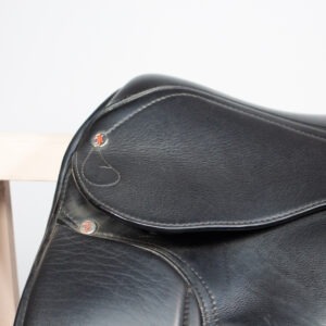 JH Reitsport Dressursattel Holstein schwarz 17