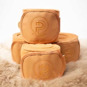 Eskadron Platinum Bandagen Fleece Faux Leather cognac Pony