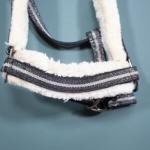 Eskadron Platinum Pure Halfter Doublepin Faux Fur black COB