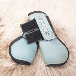 Showmaster Hartschalengamaschen hellblau Pony