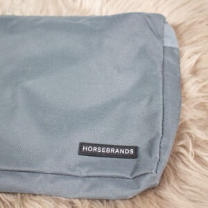 Horsebrands Equidenpass Hülle grau