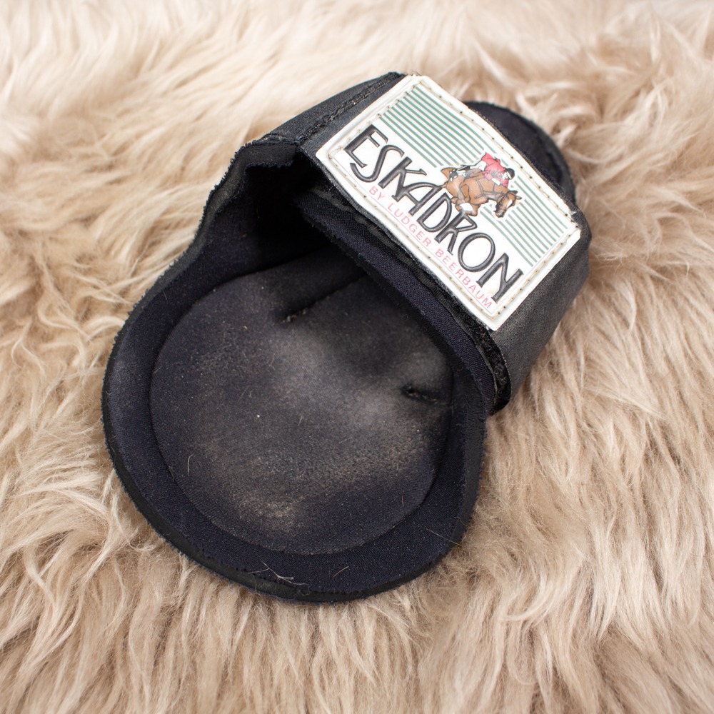 Eskadron Streichkappen schwarz L – Bild 2