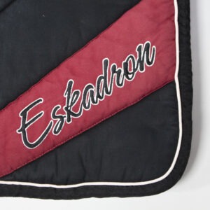 Eskadron Schabracke Polo Pad striped black/darkred DR