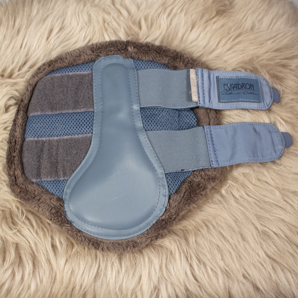 Eskadron Platinum Gamaschen Mesh Fauxfur vintageblue M