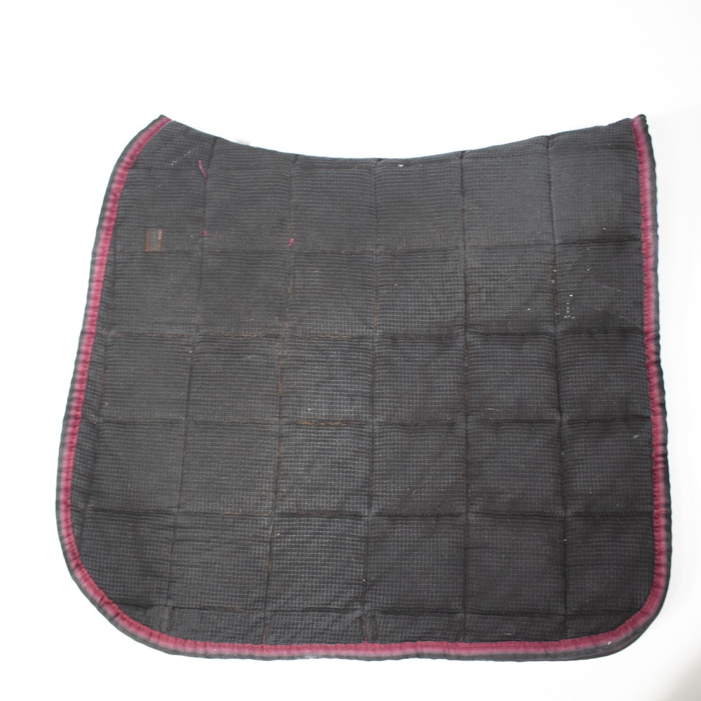 Eskadron Schabracke Big Square berry DR – Bild 3