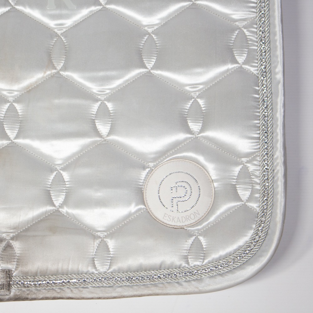 Eskadron Platinum Schabracke Satin Crystal pearlgrey VS – Bild 2