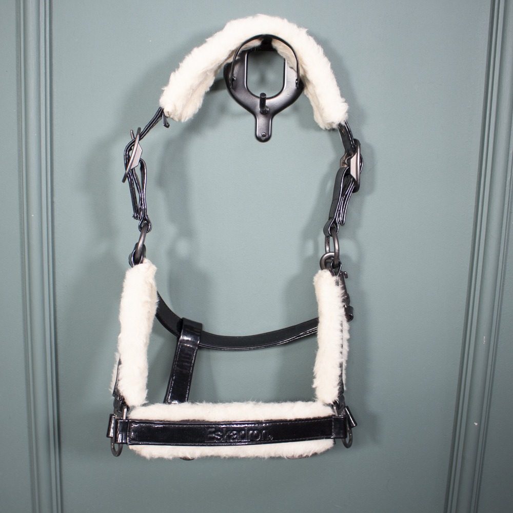 Eskadron Reflexx Halfter Varnish Evo-Wool black COB