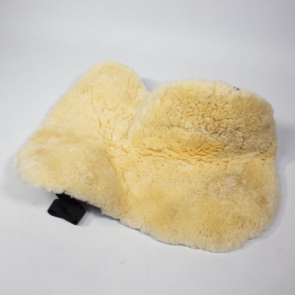 Christ Sattelpad Lammfell schwarz – Bild 3
