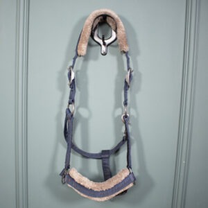 Eskadron Halfter Double Pin Fauxfur Glossy dark navy COB