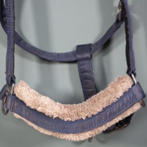 Eskadron Halfter Double Pin Fauxfur Glossy dark navy COB